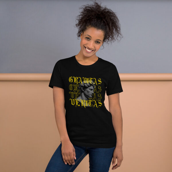 Statue Gravitas Veritas T-Shirt